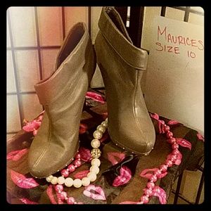 MAURICES GREY ANKLE BOOTS